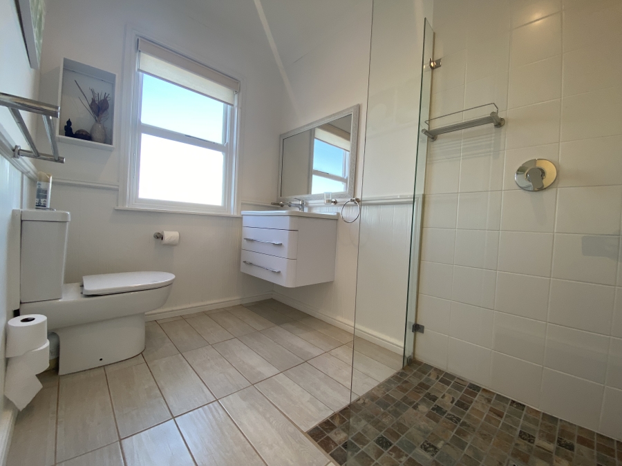 To Let 2 Bedroom Property for Rent in Yzerfontein Western Cape